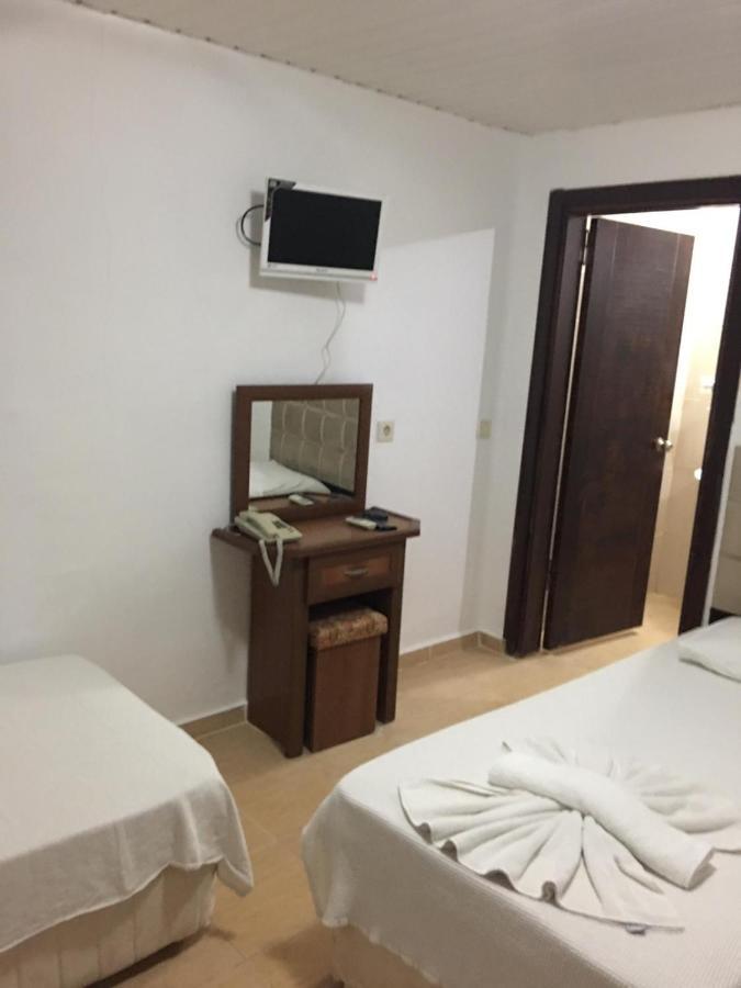 Ugur Beach Hotel Kemer Exterior foto